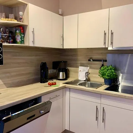 Penthouse 63 * سانكت بيتر اوردنغ